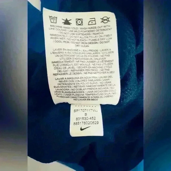 Nike Dri-FIT Miler Running T-Shirt, Women’s Small, Two Tone Violet and Navy Blue - Picture 7 of 8